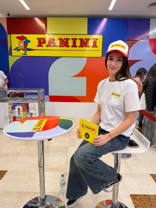 Panini y Fancity presentan los stands de figuritas del Mundial en shoppings de Buenos Aires